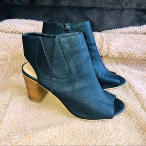 Steve Madden open toe booties